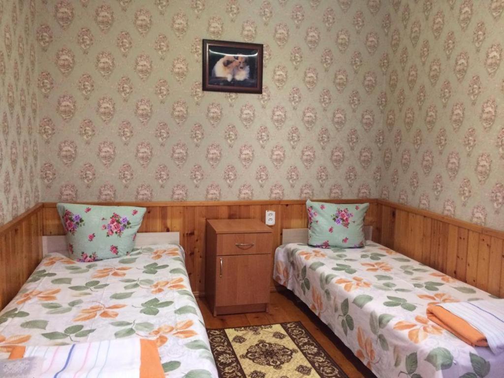 Гостевой Дом У Левы Hotel Gagra Ngoại thất bức ảnh