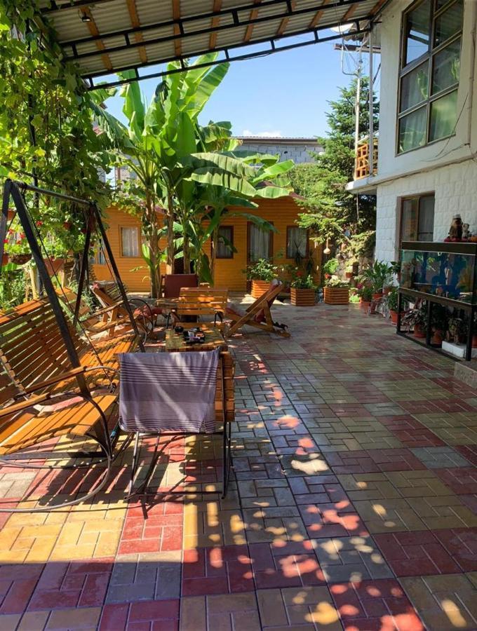 Гостевой Дом У Левы Hotel Gagra Ngoại thất bức ảnh